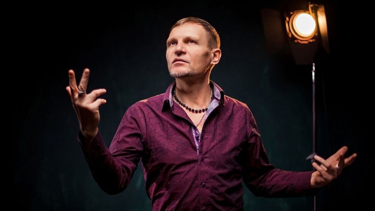 Олег Скрипка рассказал об эмиграции украинцев и сравнил цензуру с молотком