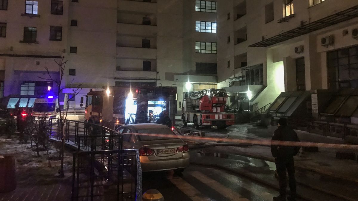 В Киеве на Печерске в ЖК «Панорама» горела шестикомнатная квартира