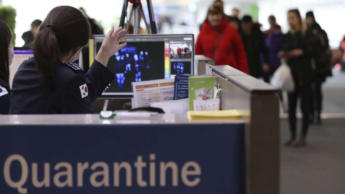 Украина прекратит авиасообщение с Китаем из-за коронавируса