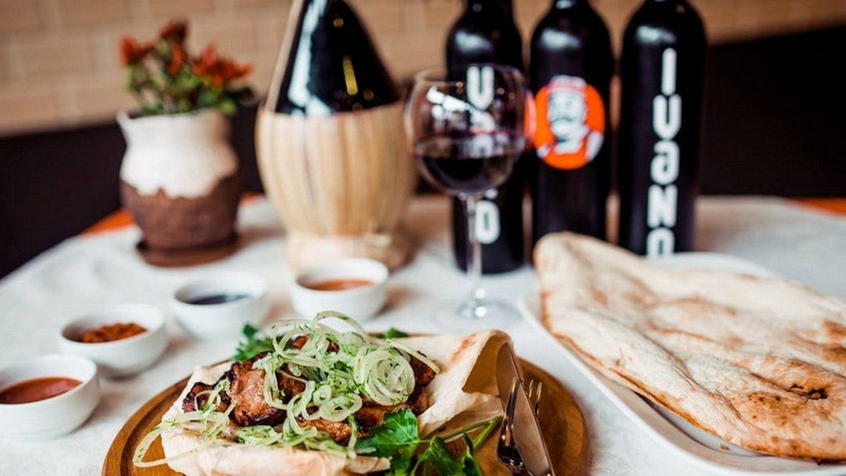 В Киеве на Бессарабке открылся новый ресторан Vano Ivano: меню и цены