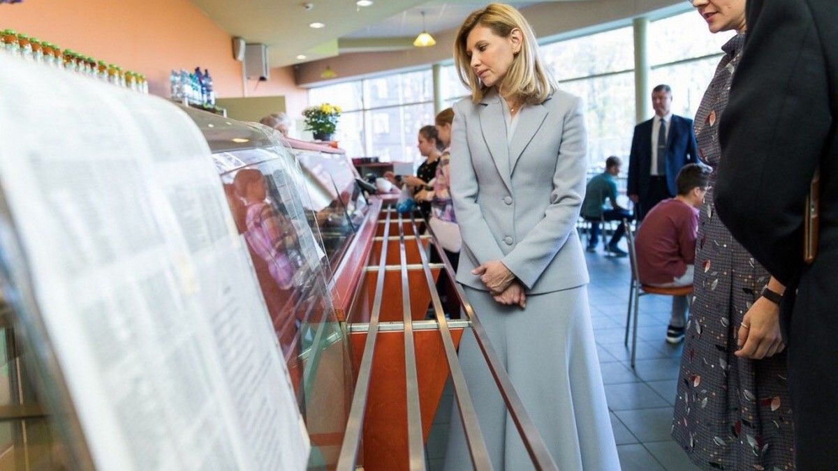 Елена Зеленская рассказала, как изменится питание в школах и будет ли в меню "молочка"