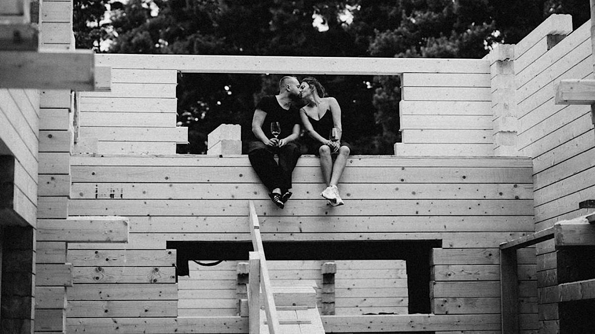 Как звезды поздравляли своих вторых половинок на День святого Валентина в Instagram