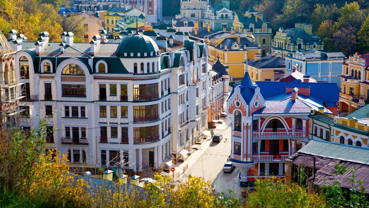 Новые станции метро, реконструкция улиц и реабилитационный центр: как за семь лет изменится Подольский район Киева