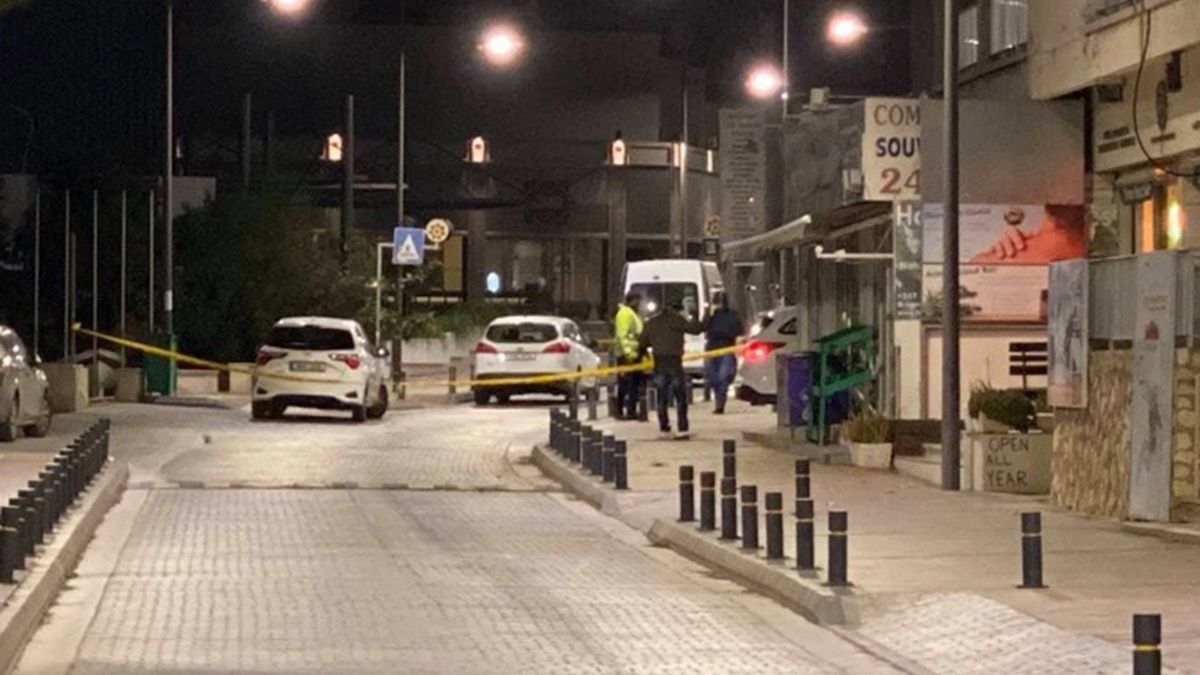 На Кипре из автомата расстреляли кафе, YouTube тестирует новую функцию, а Facebook запустил новое приложение: ТОП новостей дня