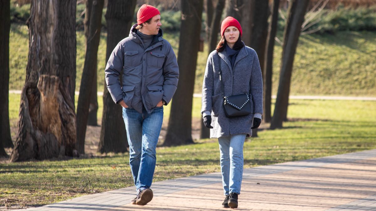 Яркая одежда и яркие эмоции: как жители Киева встретили весну