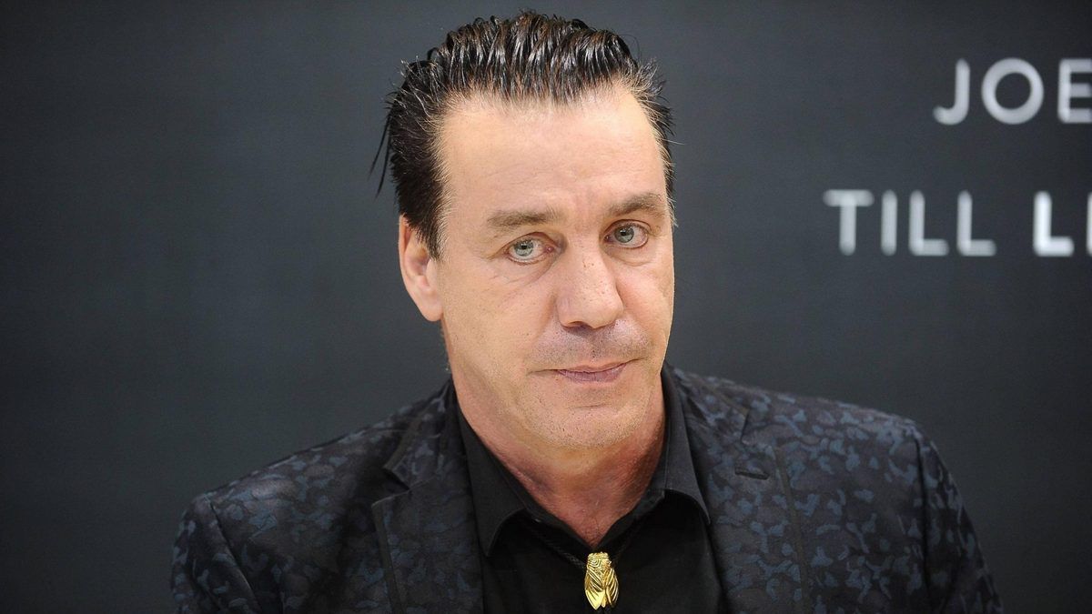 В Киеве заметили солиста Rammstein Тилля Линдеманна