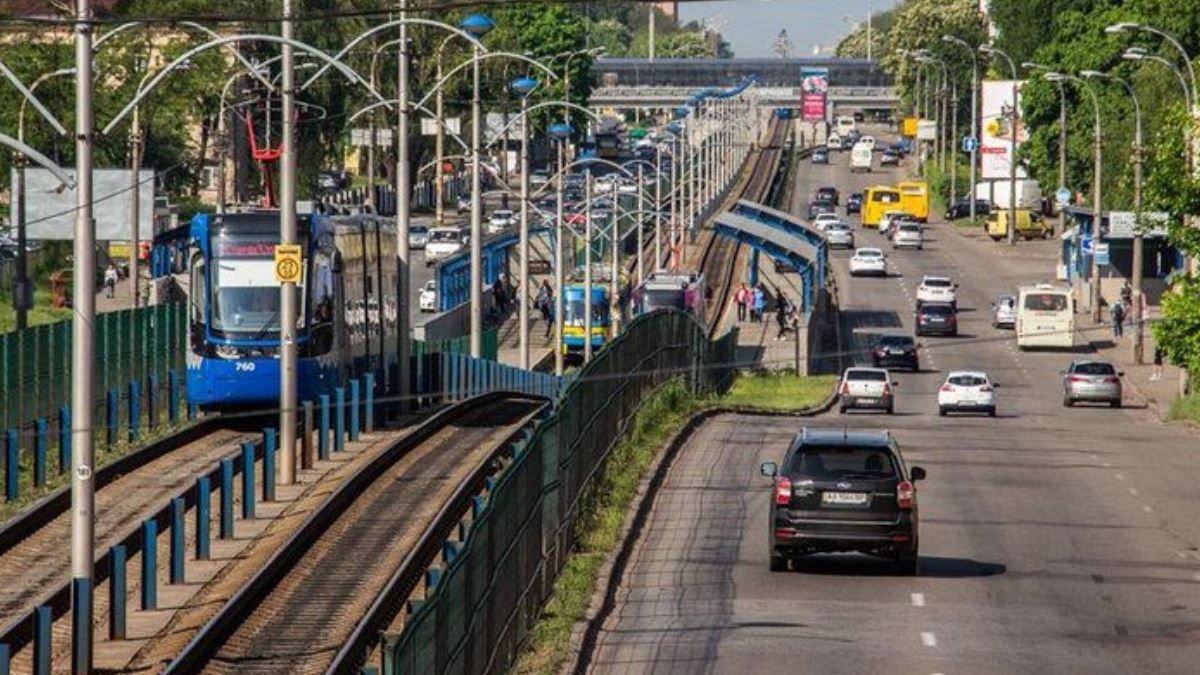 В Киеве частично перекроют проспект Любомира Гузара