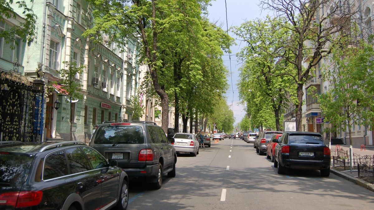 В Киеве на неделю ограничат движение в центре: схема