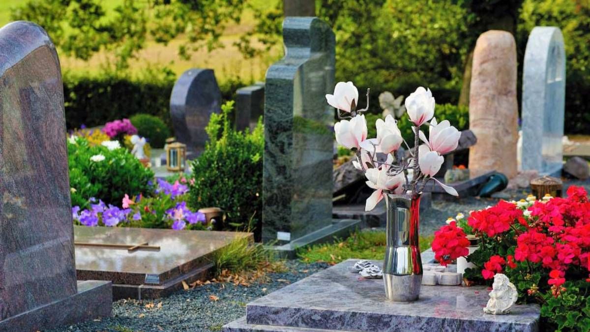 Список кладбищ Киева, вход на которые обойдется в 17 000 гривен