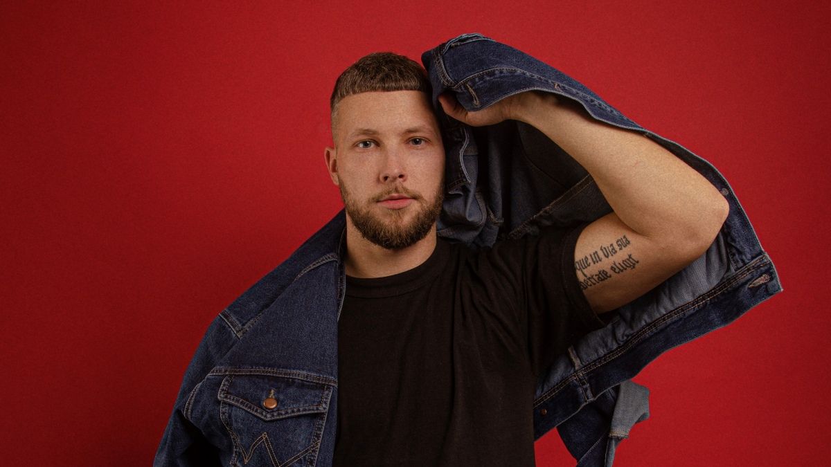 Что послушать и почитать на карантине: ТОП-15 треков и ТОП-10 книг от артиста MORRIS (Андрей Хорисенко)