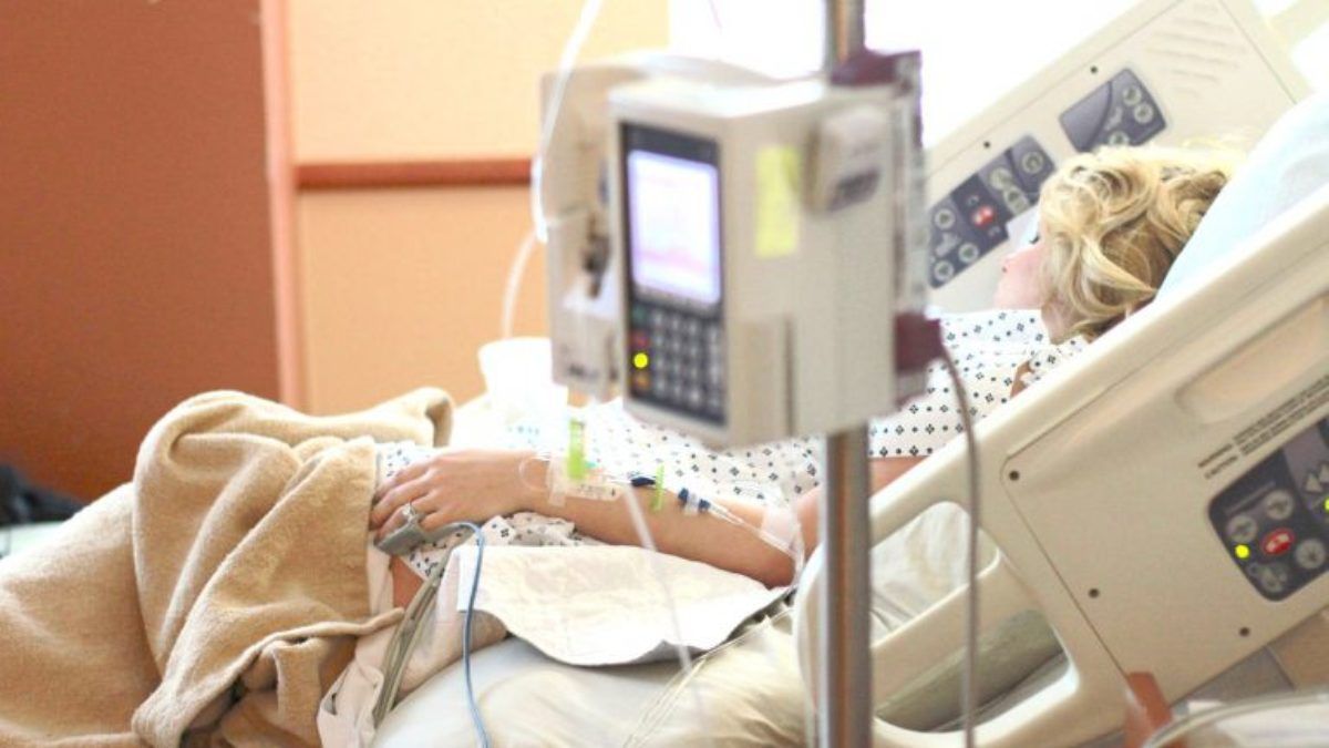 В Киеве показали больницу, в которой будут принимать беременных с коронавирусом