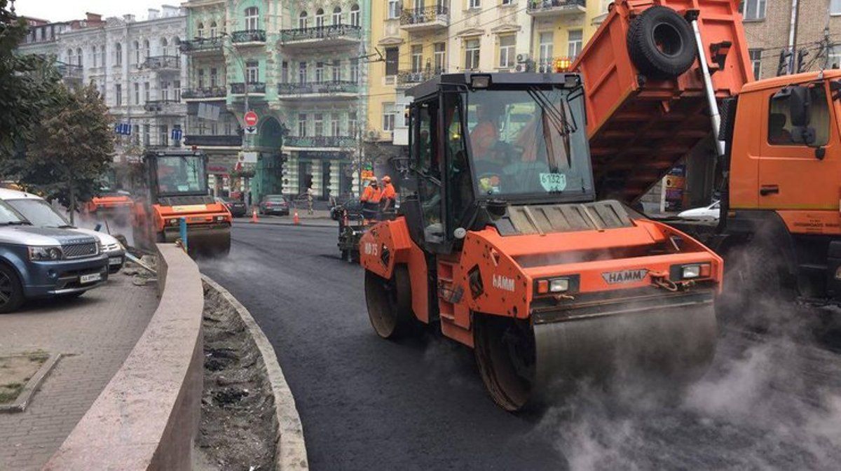 В Киеве на два дня ограничат движение по одной из центральных улиц