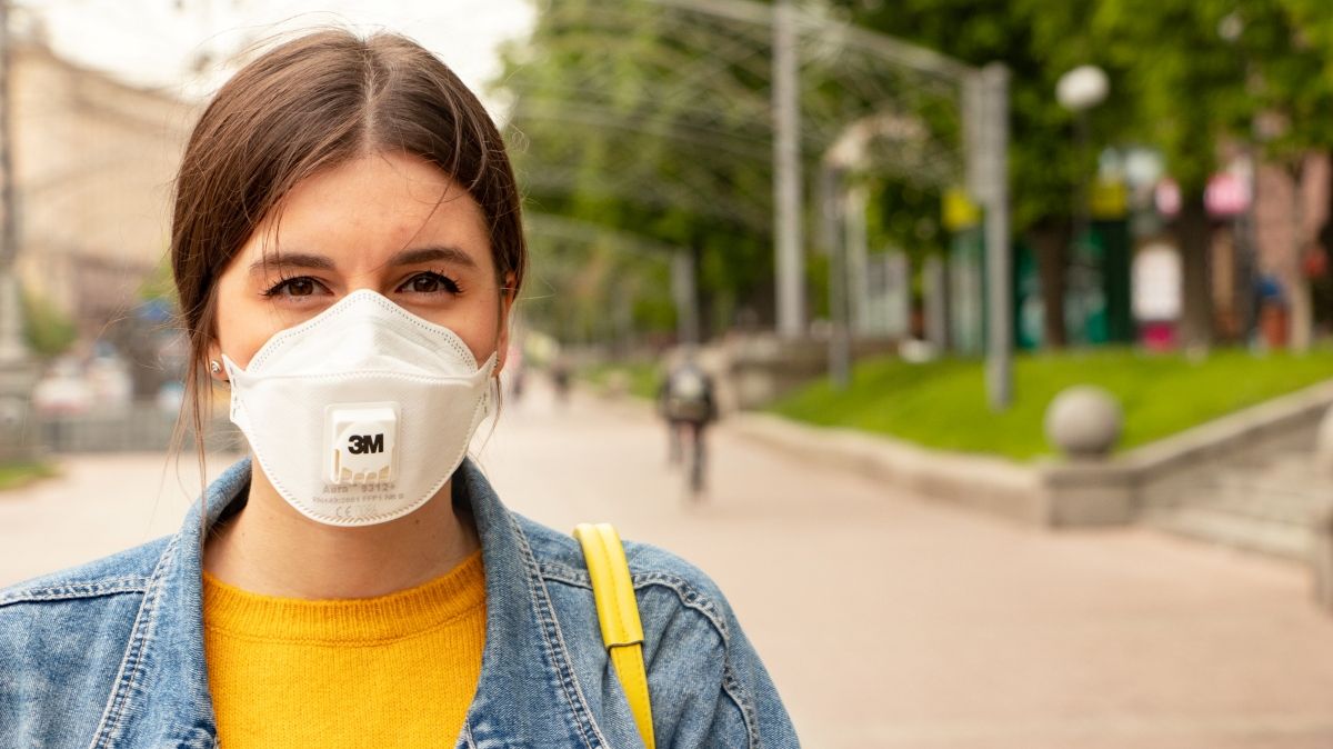 В Украине снова полтысячи новых случаев COVID-19: заболеваемость не снижается