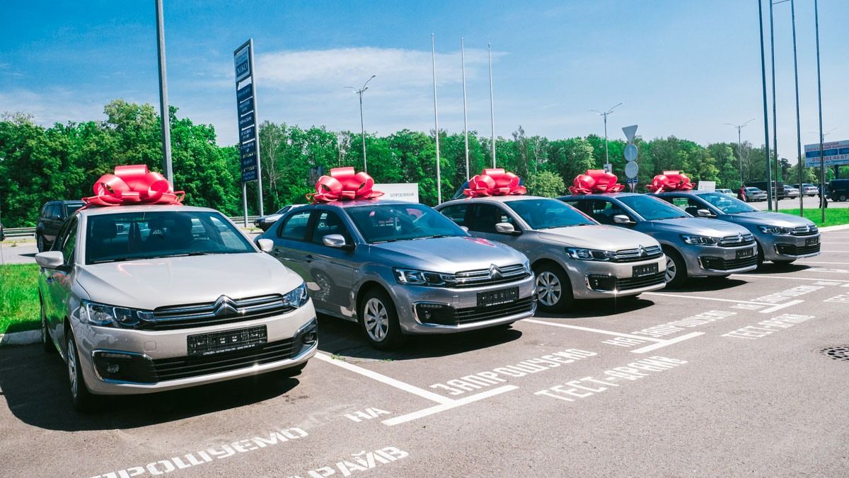 В Киеве вручили 15 автомобилей  победителям акции «В АТБ покупай – АВТО приближай!»