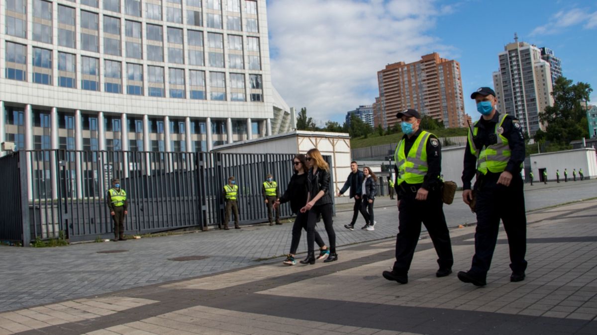 В Киеве второй день количество новых случаев коронавируса приближается к сотне: сколько человек болеют COVID-19