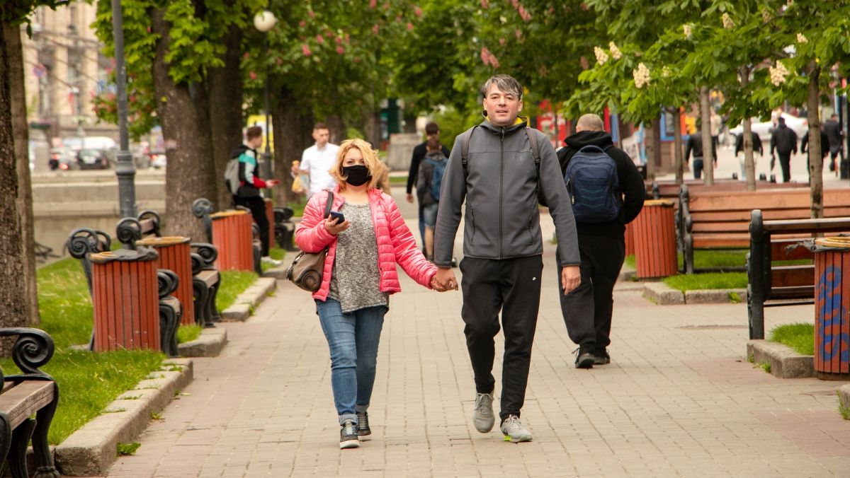 Украина продолжает бить антирекорды по количеству новых случаев коронавируса