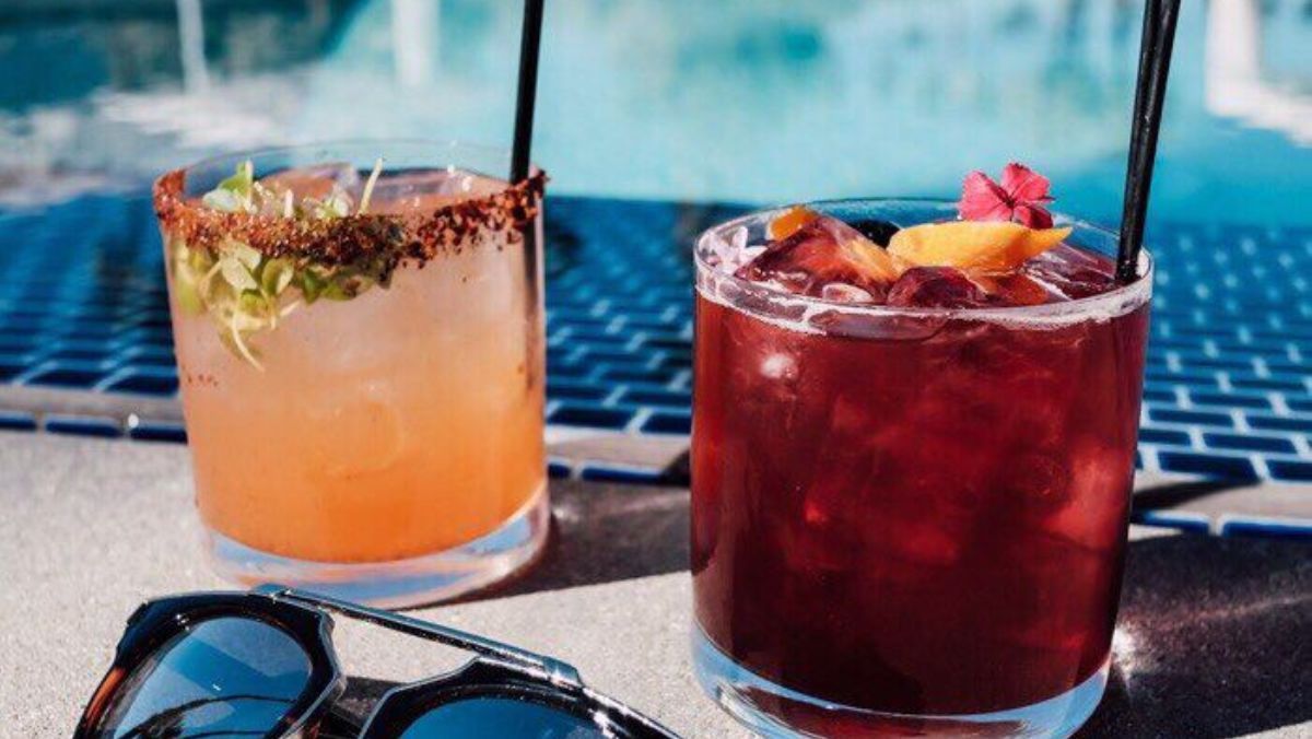 Почему летом в жару опасно пить алкогольные напитки