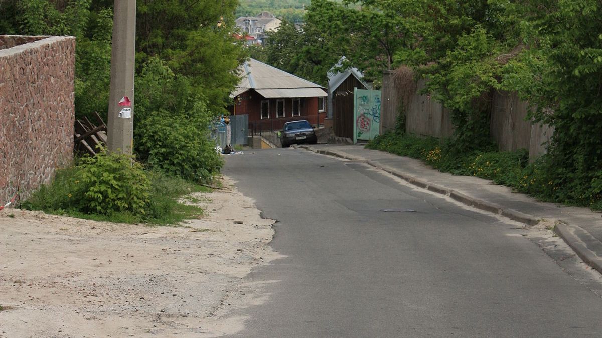 В Киеве на две недели ограничат движение на одной из улиц в центре