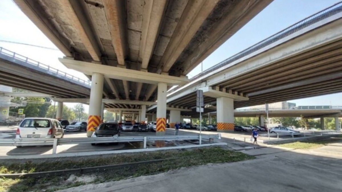 Как Киев будут разгружать от машин: где появятся перехватывающие паркинги