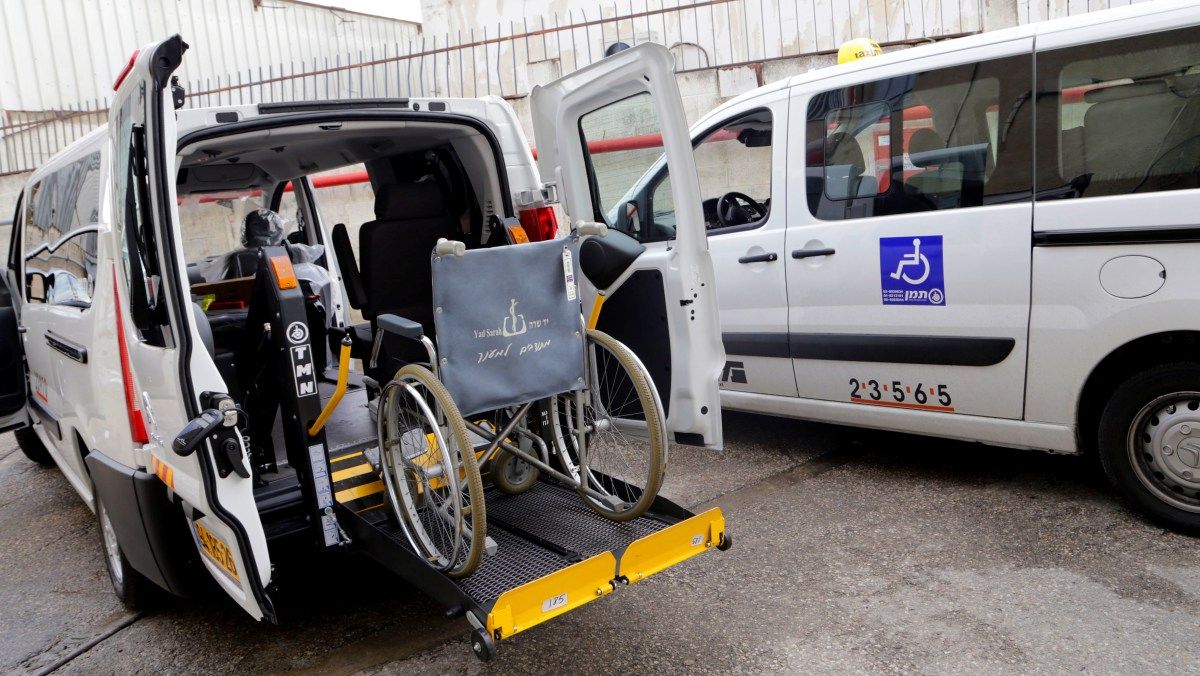 В Киеве запустят "социальное такси" для детей с инвалидностью