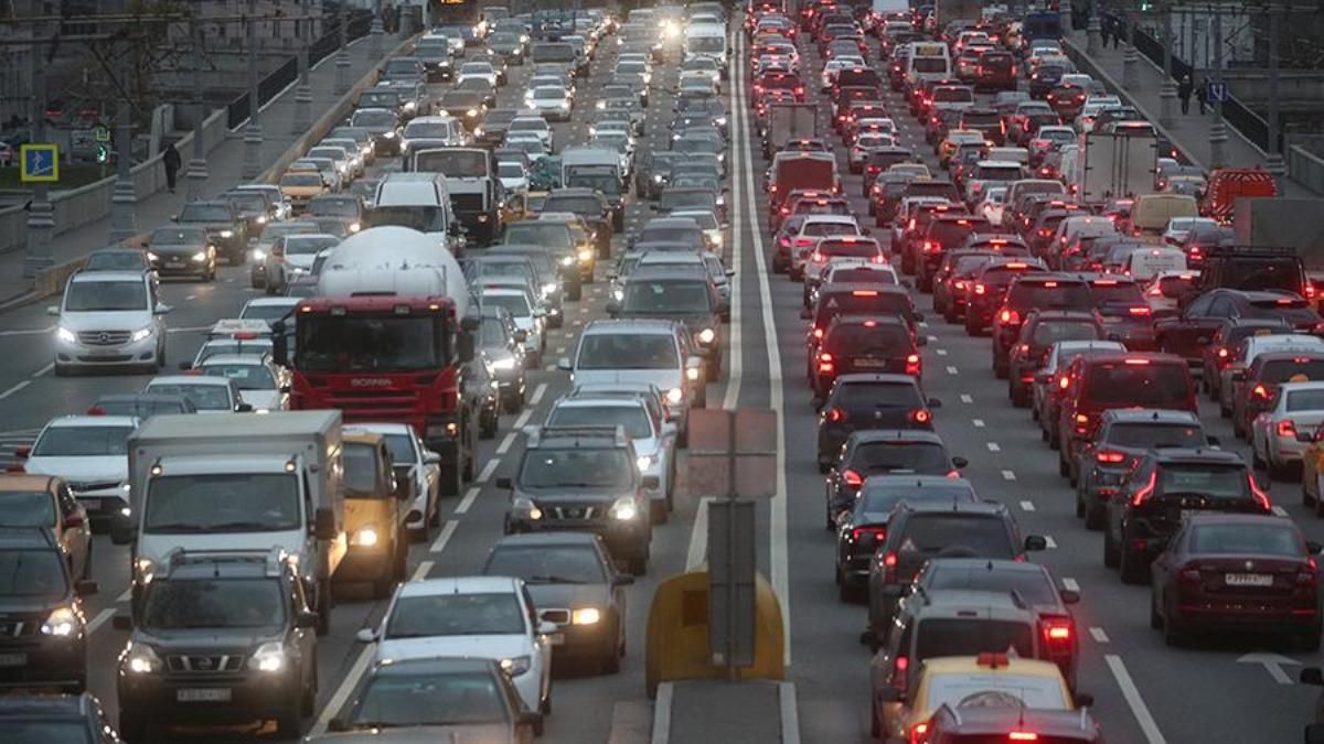 Какие улицы и мосты Киева лучше объезжать, чтобы не попасть в пробки