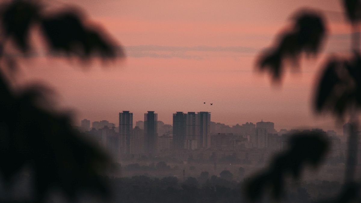 В Киеве вторая подряд ночь октября оказалась самой теплой за последний век