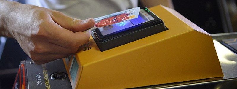 В метро Киева проапгрейдили турникеты на половине синей ветки