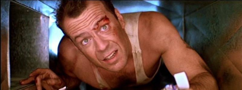 В Киеве вор-неудачник скрывался от полицейских в вентиляционной трубе