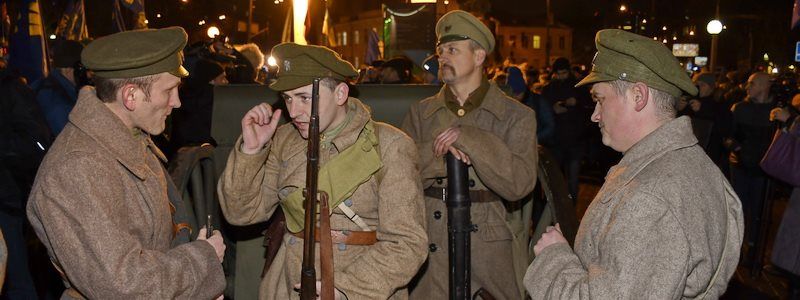 Стрельба в центре Киева: горожанам показали реконструкцию боя на заводе "Арсенал"