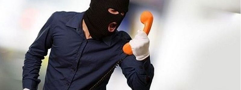 В Киеве пьяный парень "заминировал" супермаркет и не стал заметать следы