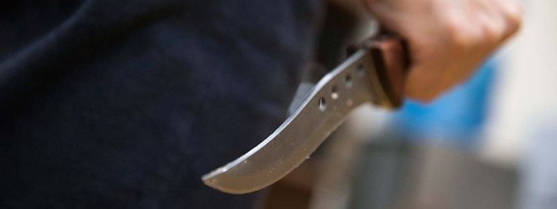 Боец АТО зарезал мужчину на автобусной остановке в Киеве