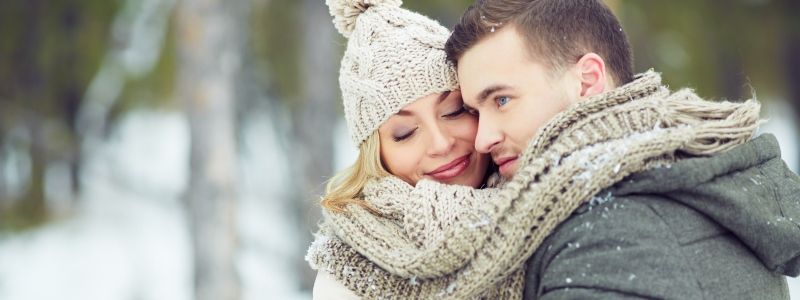 Поздравления с Днем святого Валентина 2018: короткие СМС в стихах и прозе на 14 февраля