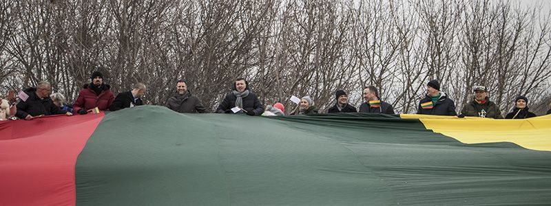 На Замковой горе в Киеве подняли флаг Литвы