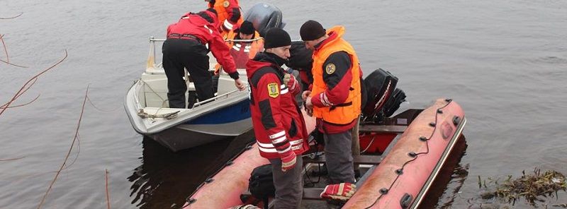 В Киеве водолазы ищут тело пропавшей студентки из Азии