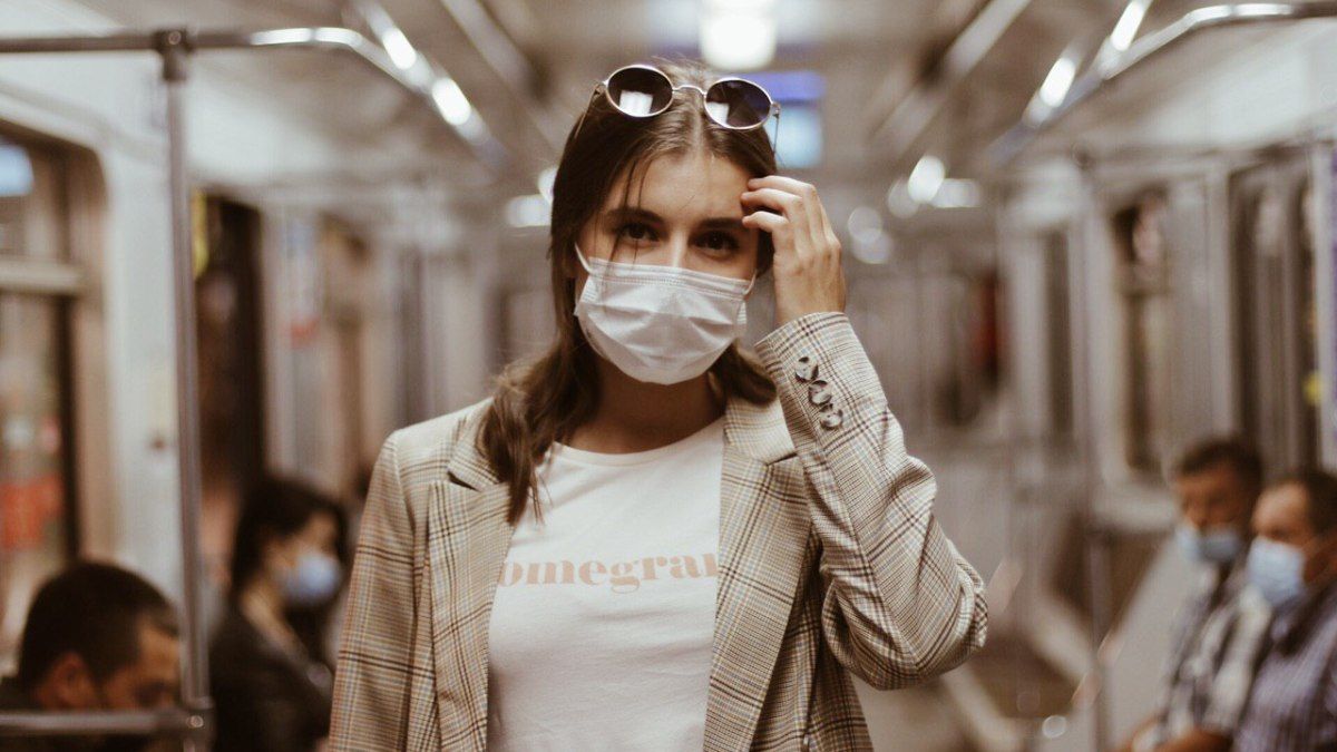 В Киеве снова почти тысяча новых случаев коронавируса: больше всего в Голосеевском районе