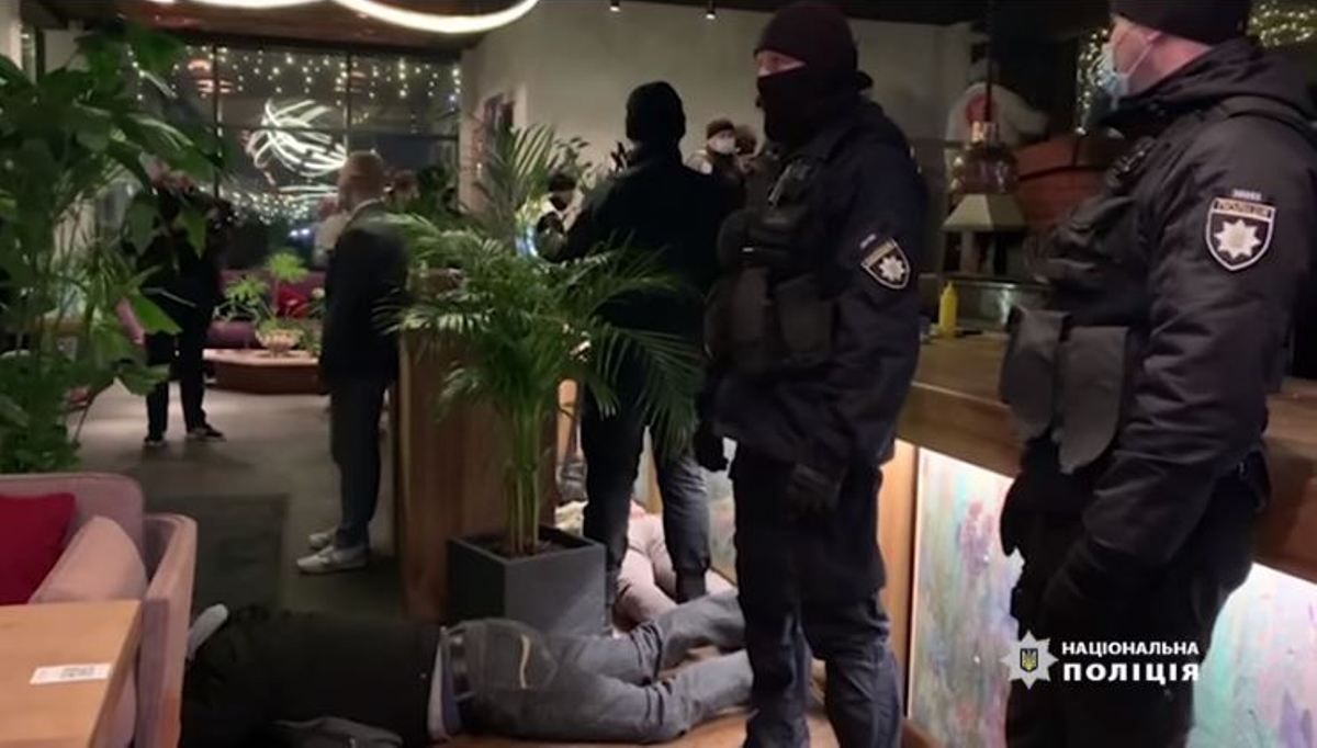 "5 элемент", "Редкая птица", "Хлебный" и выставка котов: какие заведения и события попали на штрафы за нарушение карантина выходного дня в Киеве