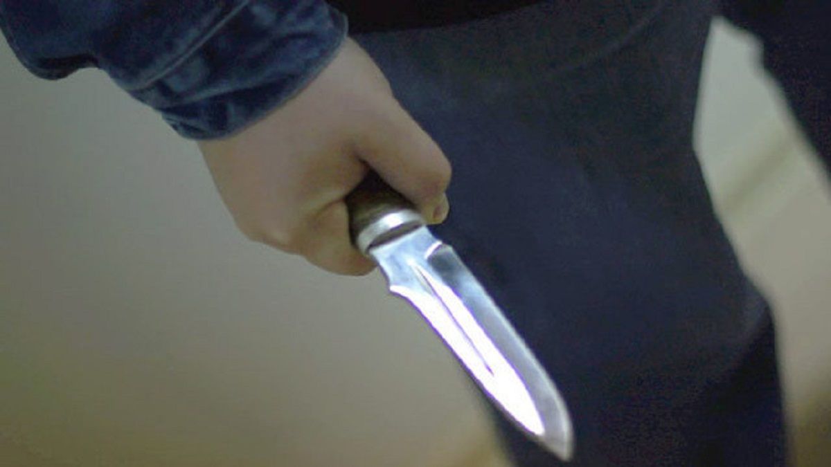 В Киеве на вокзале порезали мужчину