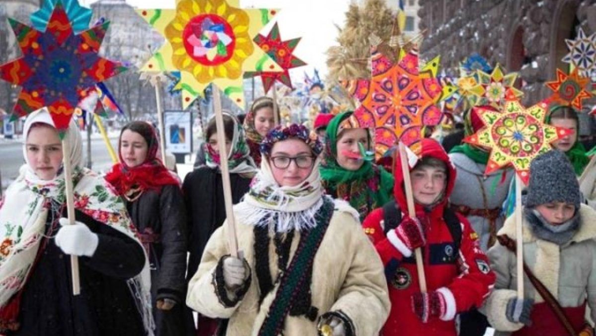 Рождество 2021: колядки на украинском и русском языке