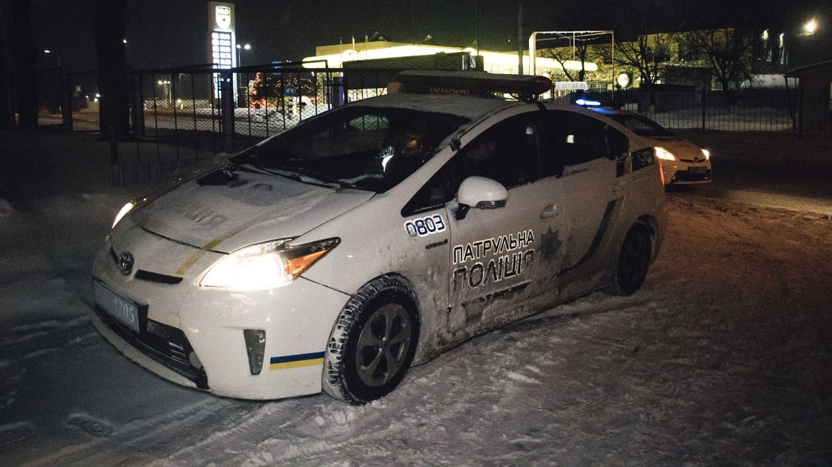 Под Киевом водитель Ford вылетел на тротуар и сбил девушку: она умерла на месте