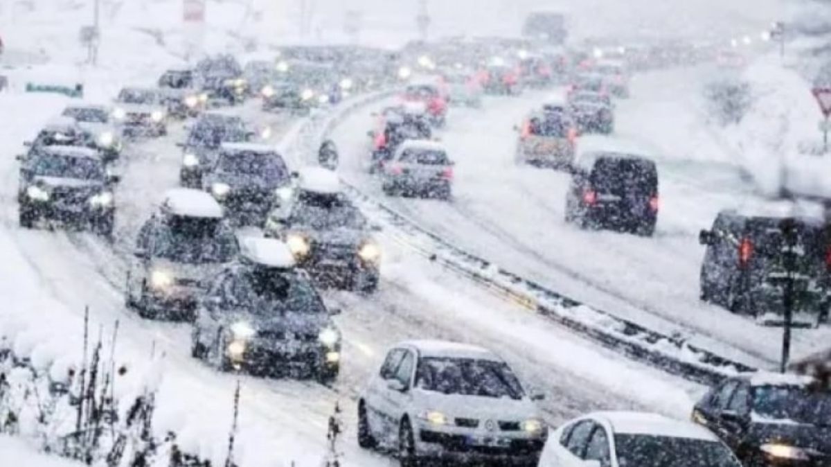 В Киеве на выходных объявили первый уровень опасности из-за погоды