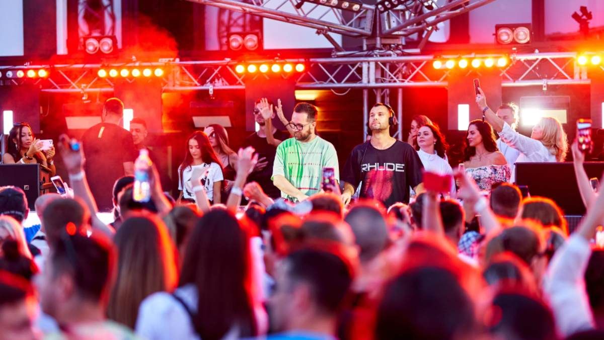 Культовые ARTBAT и HOSH выступят в Киеве: где и когда