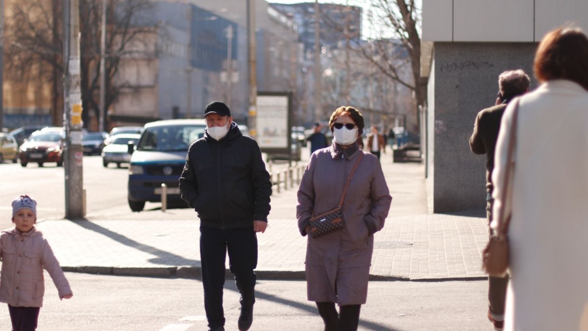 В Украине коронавирусом заболели еще 12 тысяч человек: сколько случаев в Киеве