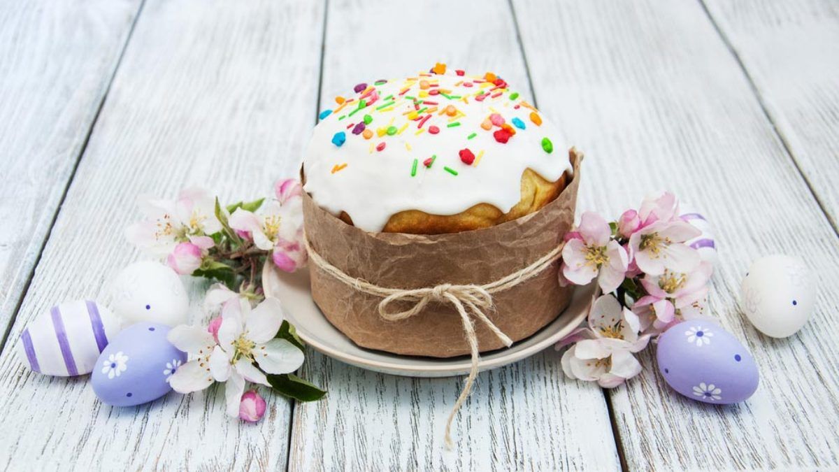 Красивые открытки с Пасхой 2021 для близких и коллег