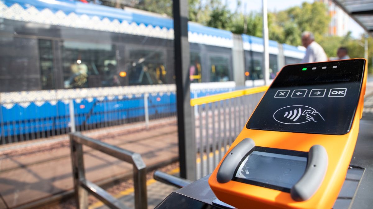 В Киеве почти на неделю меняют маршрут движения трамваев: подробности