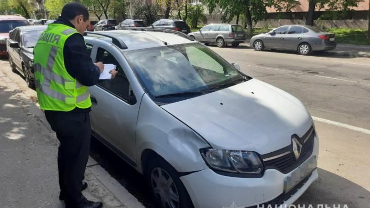 В Киеве на Столичном шоссе сбили мужчину и оставили истекать кровью на дороге: полиция нашла водителя
