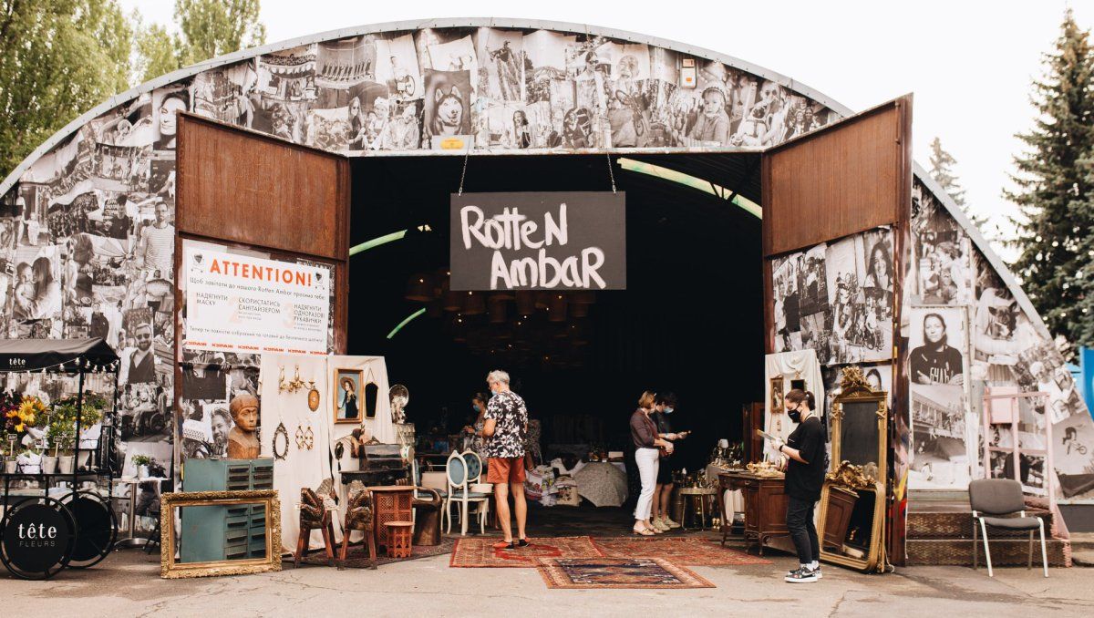 Бесплатные тату, обновленный бар, лекции и много музыки: что вас ждет на первом в 2021 году Кураже SPRINGTIME