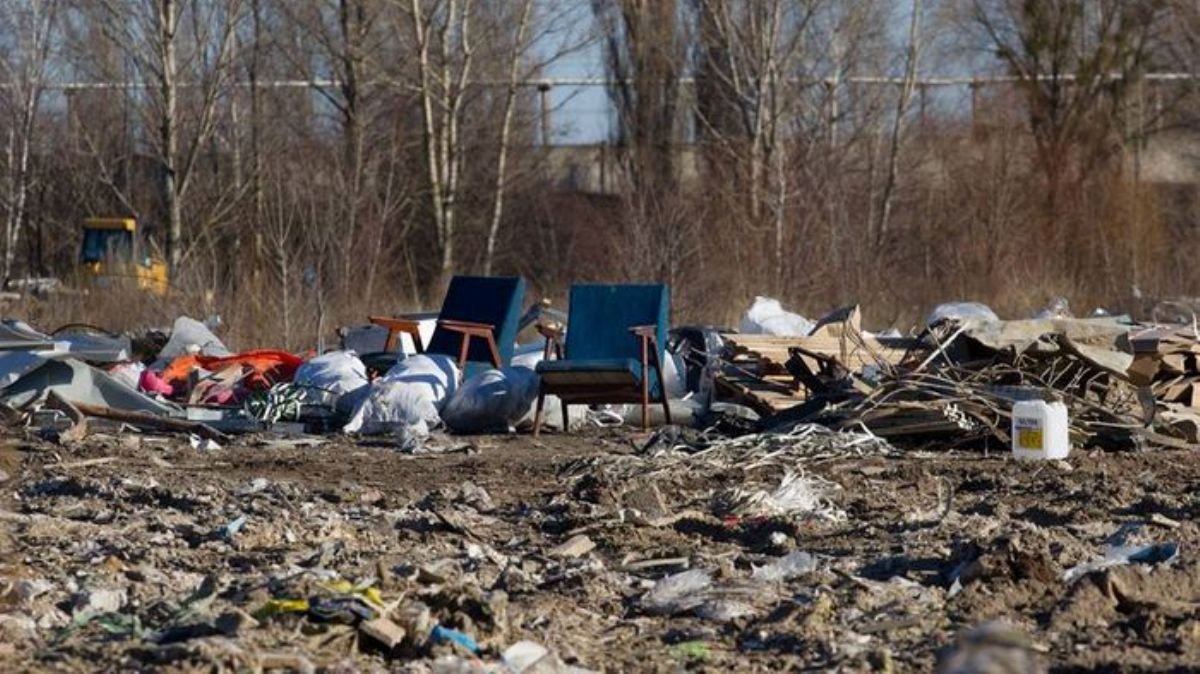 Что делать и куда обращаться, если вы увидели незаконную свалку в Киеве