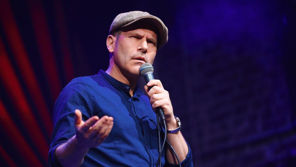 Михаил Шац возвращается в Киев со своим сольным стендап-концертом