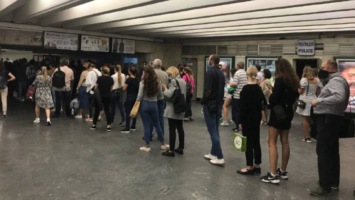 В Киеве произошел масштабный сбой в системе оплаты проезда: что произошло и как работает сейчас