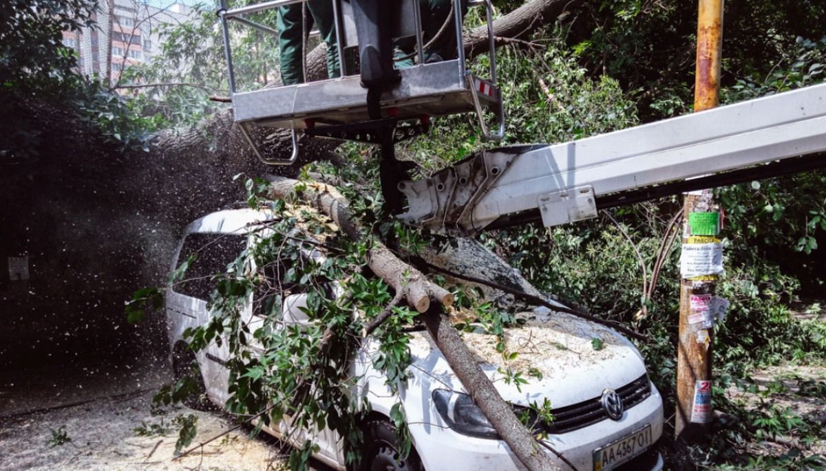 На Киев надвигается непогода: снова объявили первый уровень опасности